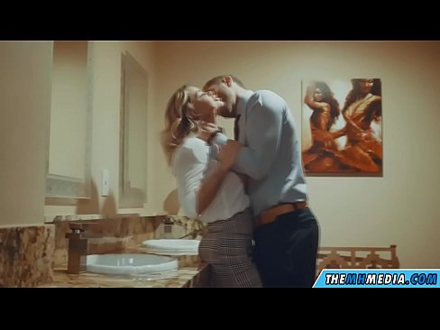❤️ Döşlü sarışın sizi ictimai tualetdə aldatdıqda ❤️ Anal porno pornoda az.tradeis.top